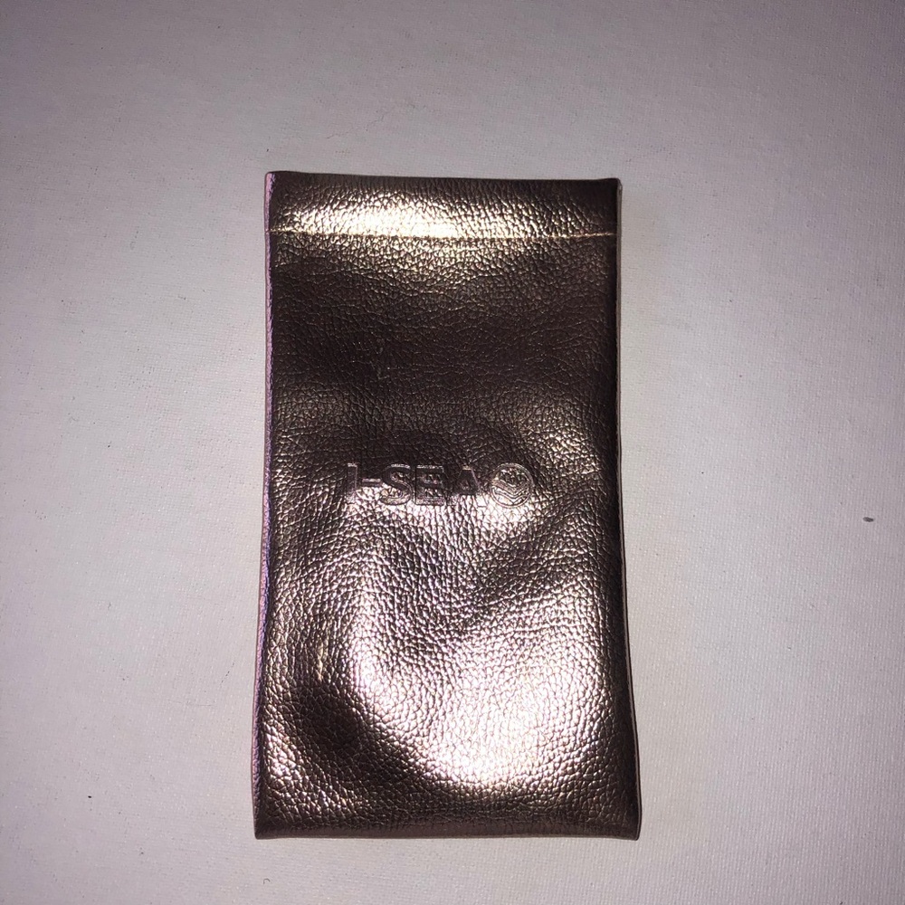 I-sea sunglasses Sleeve Pouch in Rose Gold